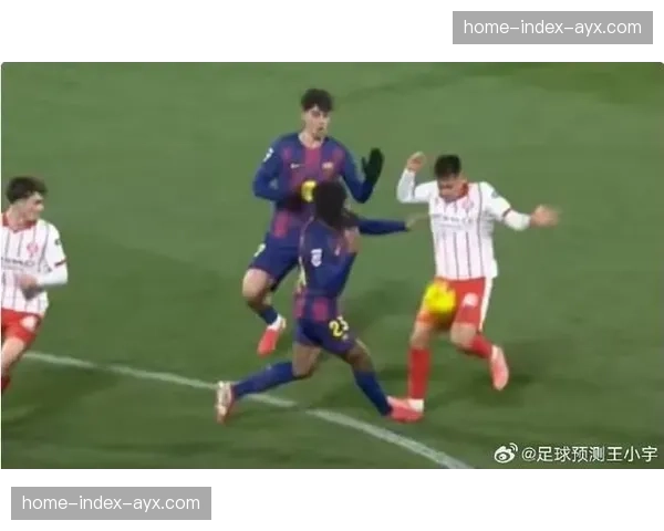 争议判罚笼罩比赛:回顾维罗纳对阵弗罗西诺内的VAR介入瞬间 争议判罚笼罩比赛:回顾维罗纳对阵弗罗西诺内的VAR介入瞬间