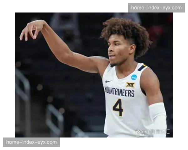 通讯:从落选秀到首发——尼克斯后卫迈尔斯·麦克布莱德的成长之路 通讯:从落选秀到首发——尼克斯后卫迈尔斯·麦克布莱德的成长之路